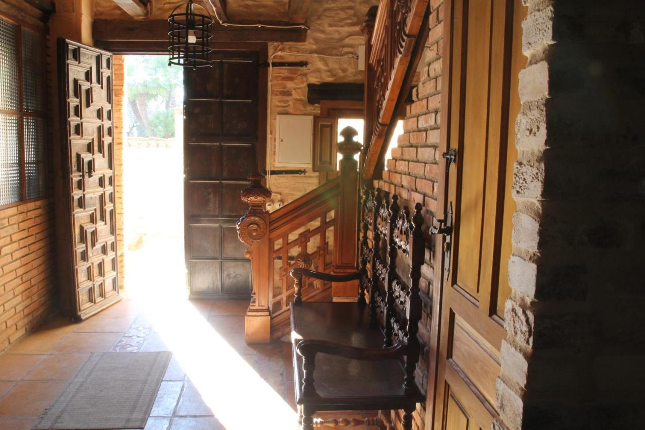 Gasthaus La Fabriqueta De Cent Piques Fontanars dels Alforins Exterior foto